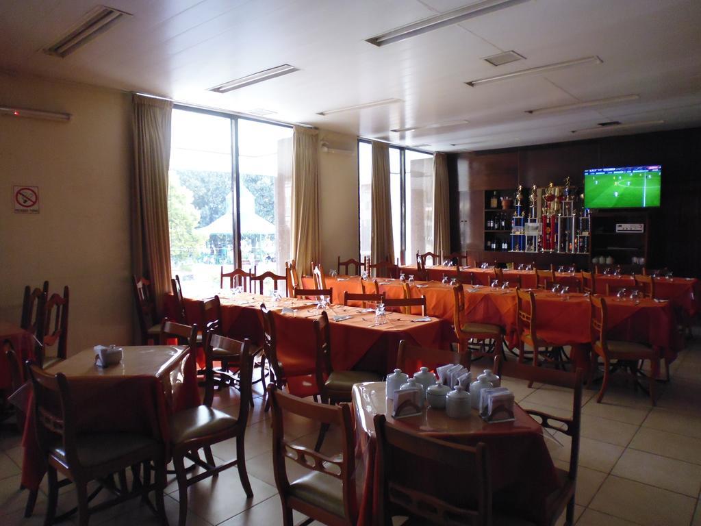 Victoria Plaza Hotel Salta Bagian luar foto