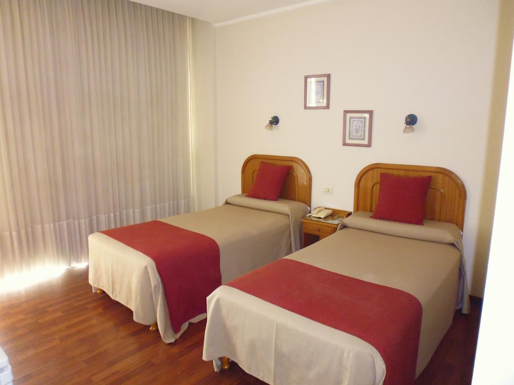 Victoria Plaza Hotel Salta Bagian luar foto